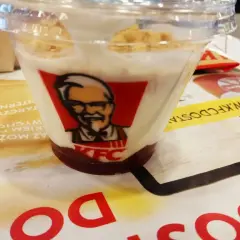Czy w KFC jest oferta śniadaniowa? Sprawdź, co możesz zjeść!
